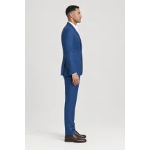 Costume Bleu indigo 3 pièces — vue profil porté