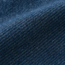 Costume Bleu indigo 3 pièces — détail macro tissu
