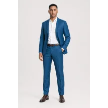 Costume Bleu Turquoise — porté décontracté veste ouverte