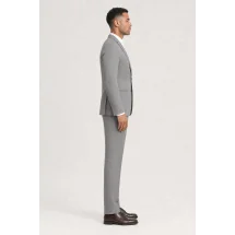Costume Gris Pied de Poule Clair — vue profil porté