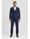 Costume Bleu intense 3 pièces — porté face — sur mesure — Costume Privé Paris