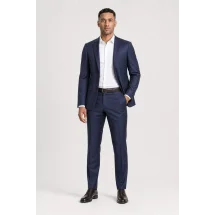 Costume Bleu natté — porté décontracté veste ouverte
