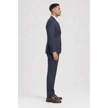 Costume Bleu fines rayures — vue profil porté