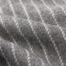 Costume Gris clair Flanelle Rayures — détail macro tissu