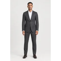 Costume Gris Flanelle Rayures craie — porté face — sur mesure — Costume Privé Paris