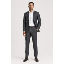 Costume Gris Anthracite serge — porté décontracté veste ouverte