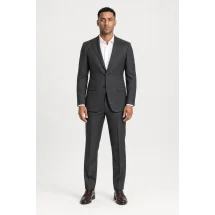 Costume Gris Anthracite fil à fil — porté face — sur mesure — Costume Privé Paris