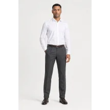 Pantalon Gris Anthracite Flanelle — vue décontractée porté main en poche