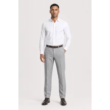 Pantalon Gris Clair Flanelle — vue décontractée porté main en poche