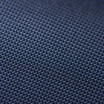 Costume Bleu Caviar — détail macro tissu