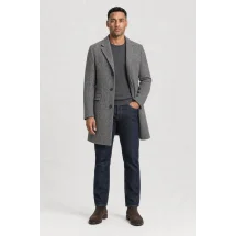Manteau Gris — porté veste partiellement ouverte