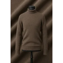 Pull col roulé brun — sur mesure — Costume Privé Paris
