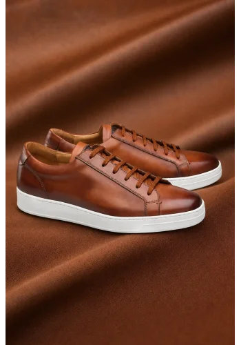 Baskets cuir cognac patiné — sur mesure — Costume Privé Paris