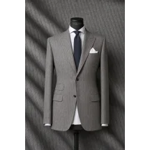 Costume Gris rayures foncées — sur mesure — Costume Privé Paris