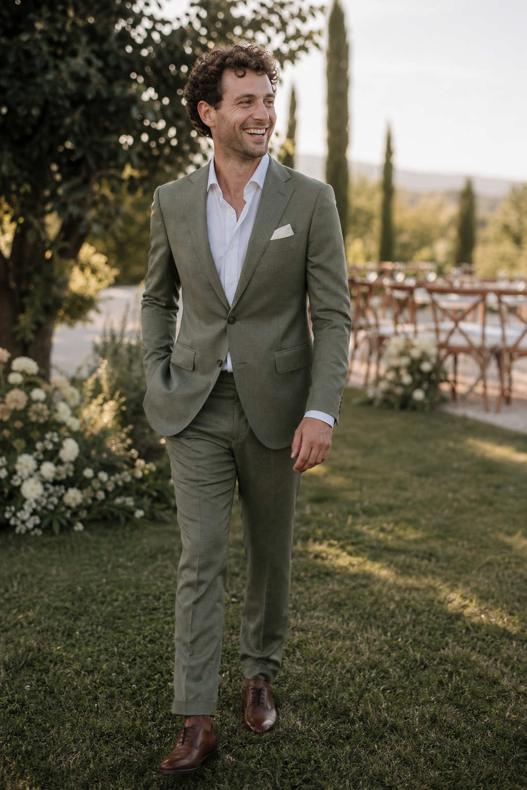 Marié en costume sur mesure — Le “private tailoring” : le tailleur qui vient à vous — dans la presse costume sur mesure