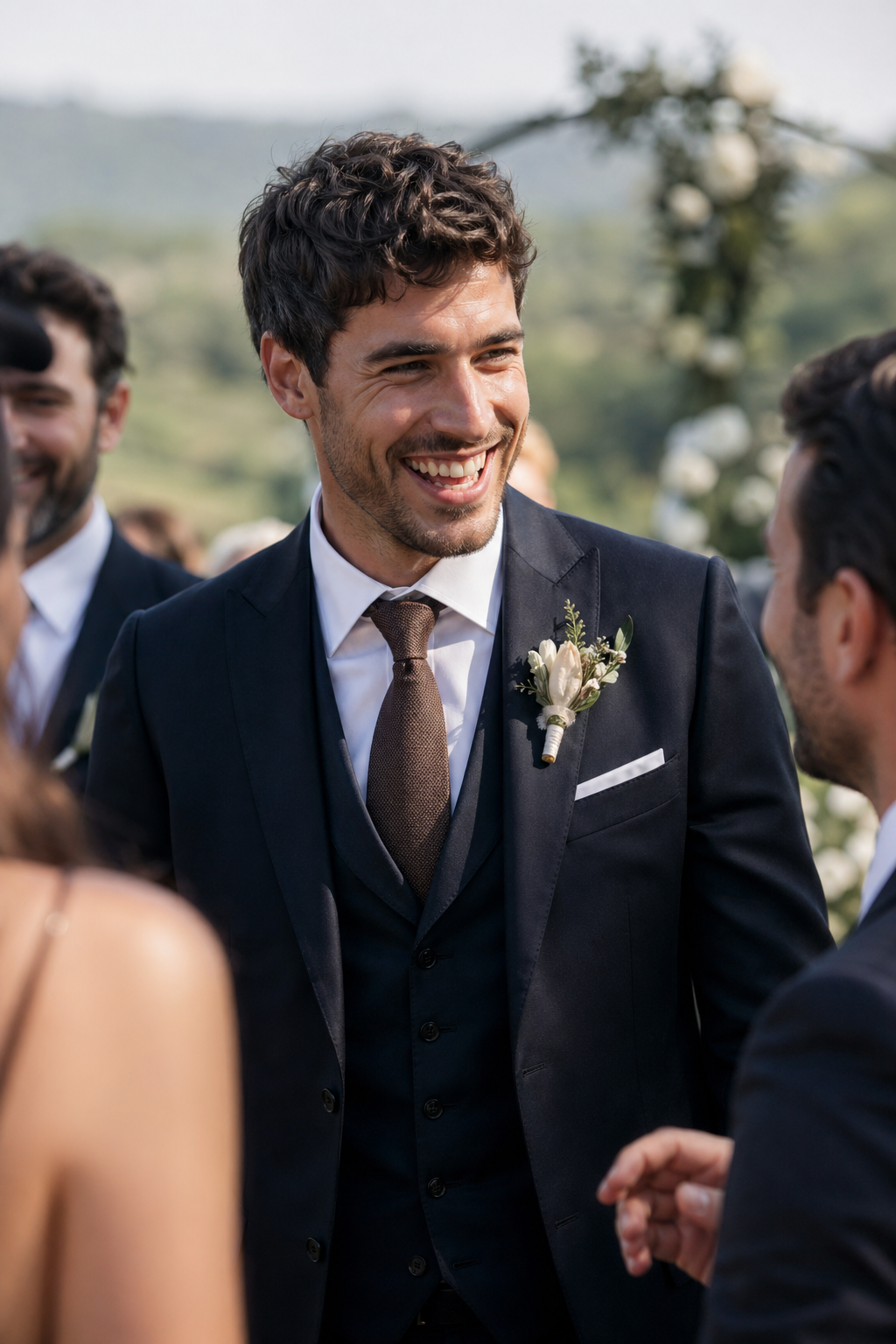 Costume marié thème tendance endless wedding