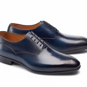 chaussures bleu patinée Richelieu bout fleurie